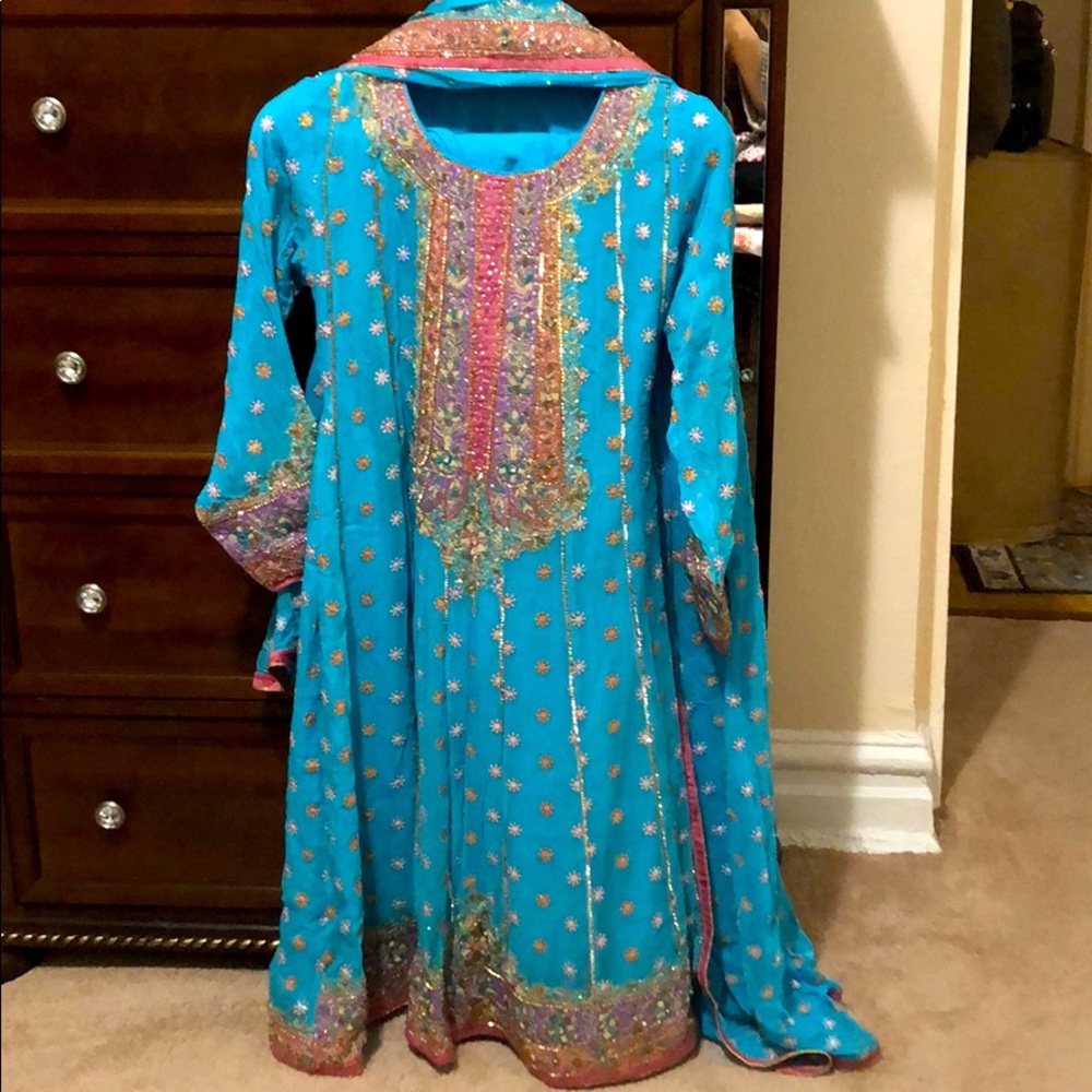 Pure chaffon hand made work